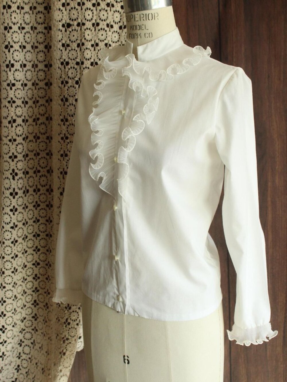 Vintage 1960s Blouse, White Top with Ruffle and Nehru Collar,  New Edwardian - Picture 8 of 12
